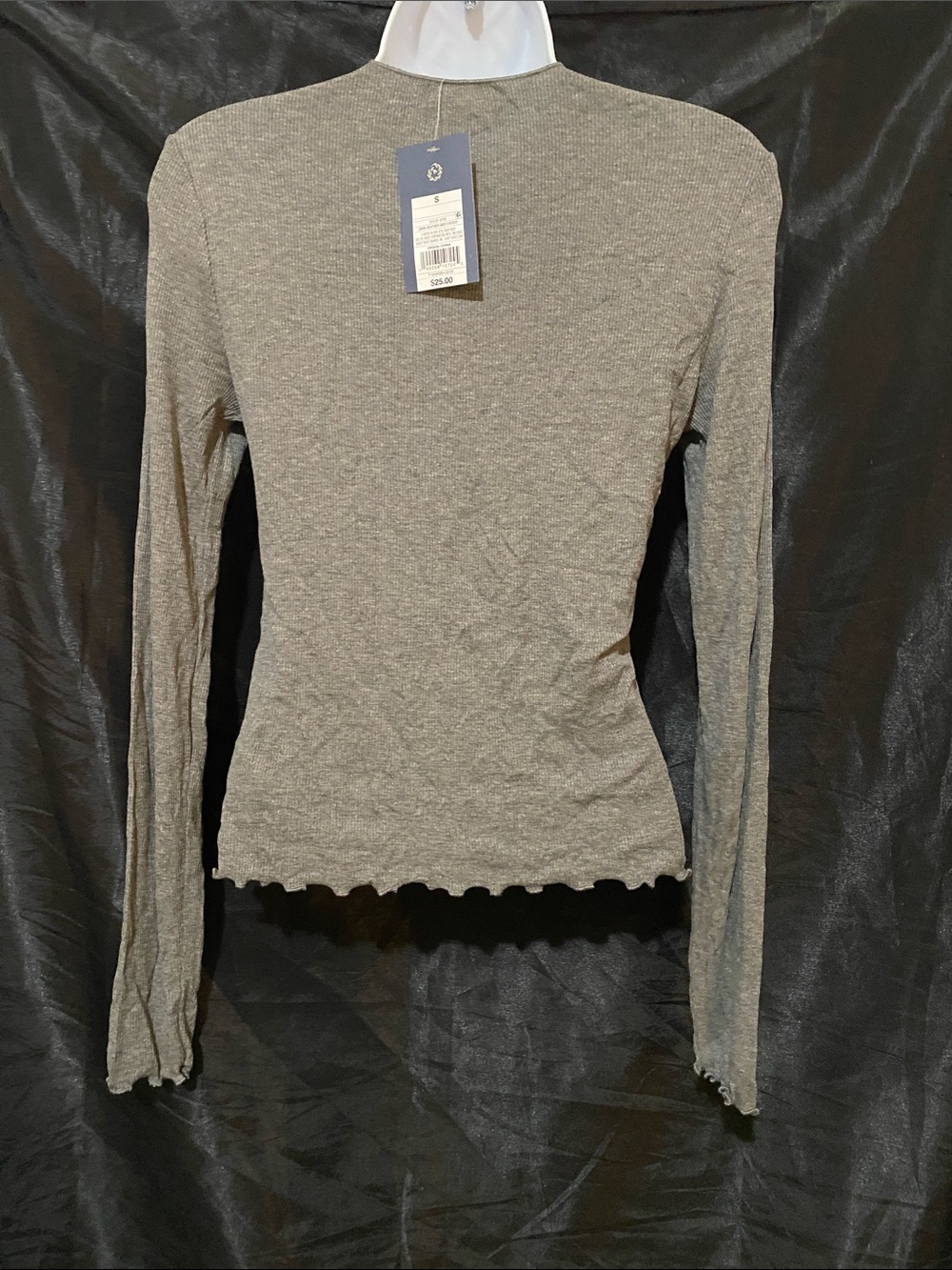 Universal Thread Gray Ribbed Button-Front Long Sleeve - Picture 2 of 4